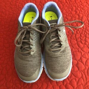 Champion gray & blue tennis shoes w/ memory foam.